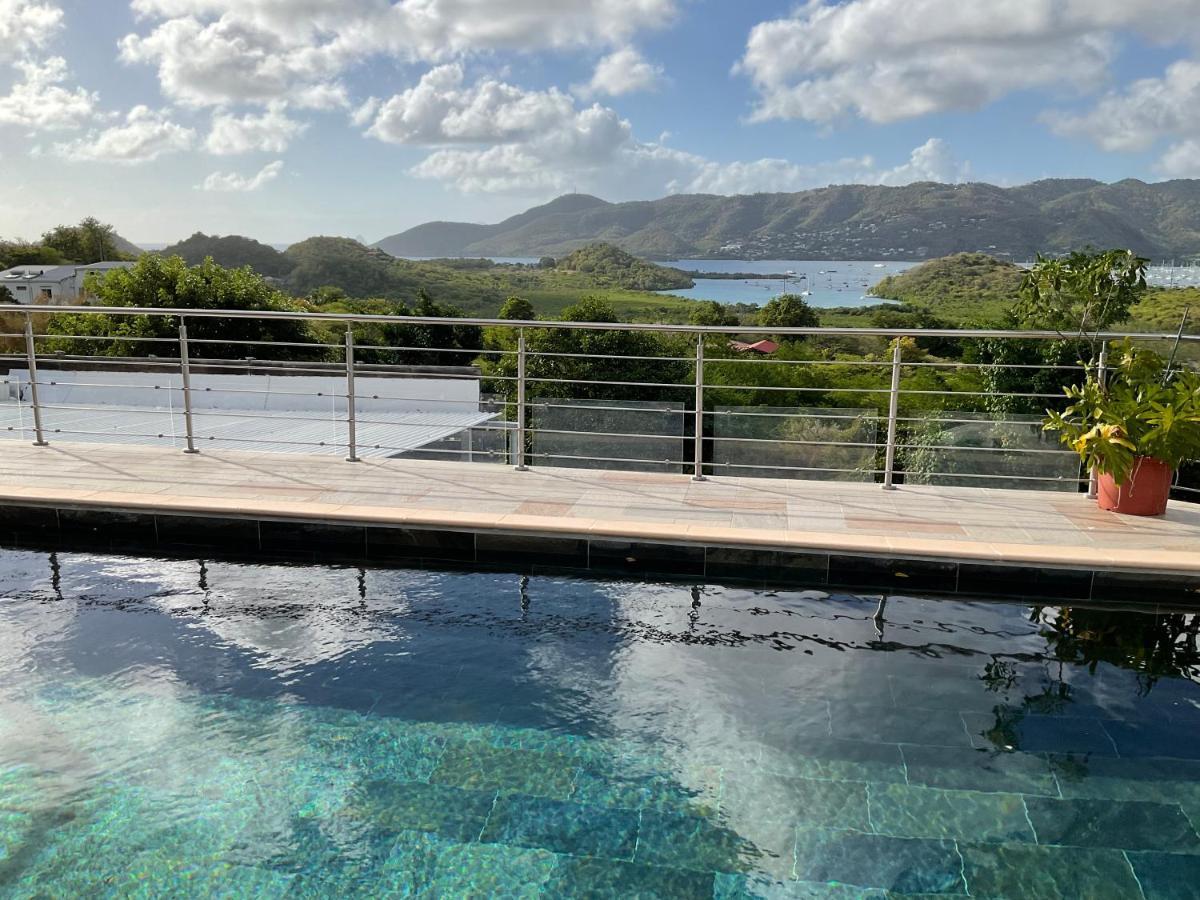 Bas De Villa Piscine Petit Versailles Sainte Anne Bagian luar foto
